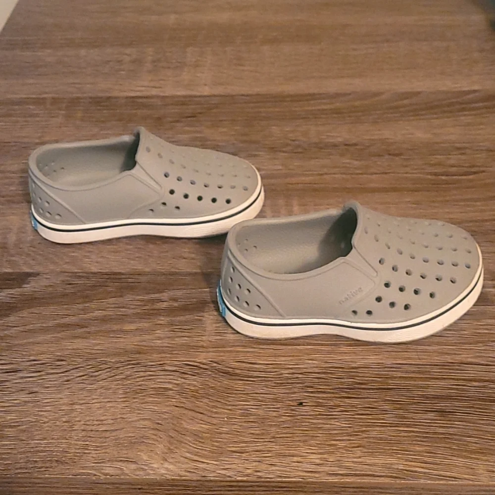 Native Shoes reposhing this